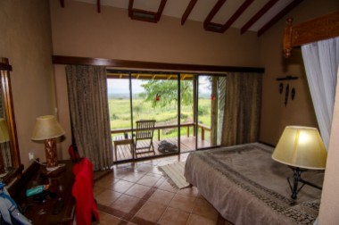 Camera din Lake Nakuru Lodge